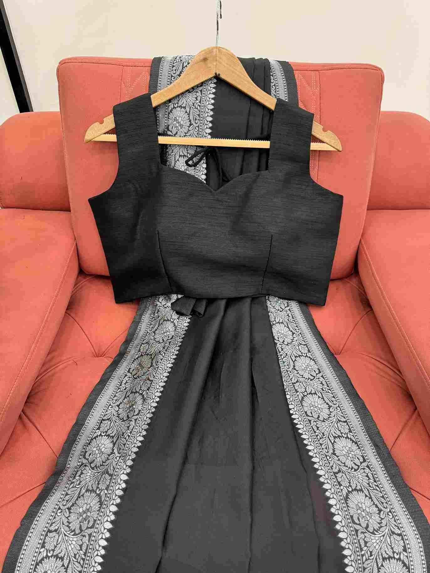 K-569 By Fashid Wholesale Indian Traditional Wear Collection Beautiful Stylish Fancy Colorful Party Wear & Occasional Wear Kota Silk Sarees At Wholesale Price