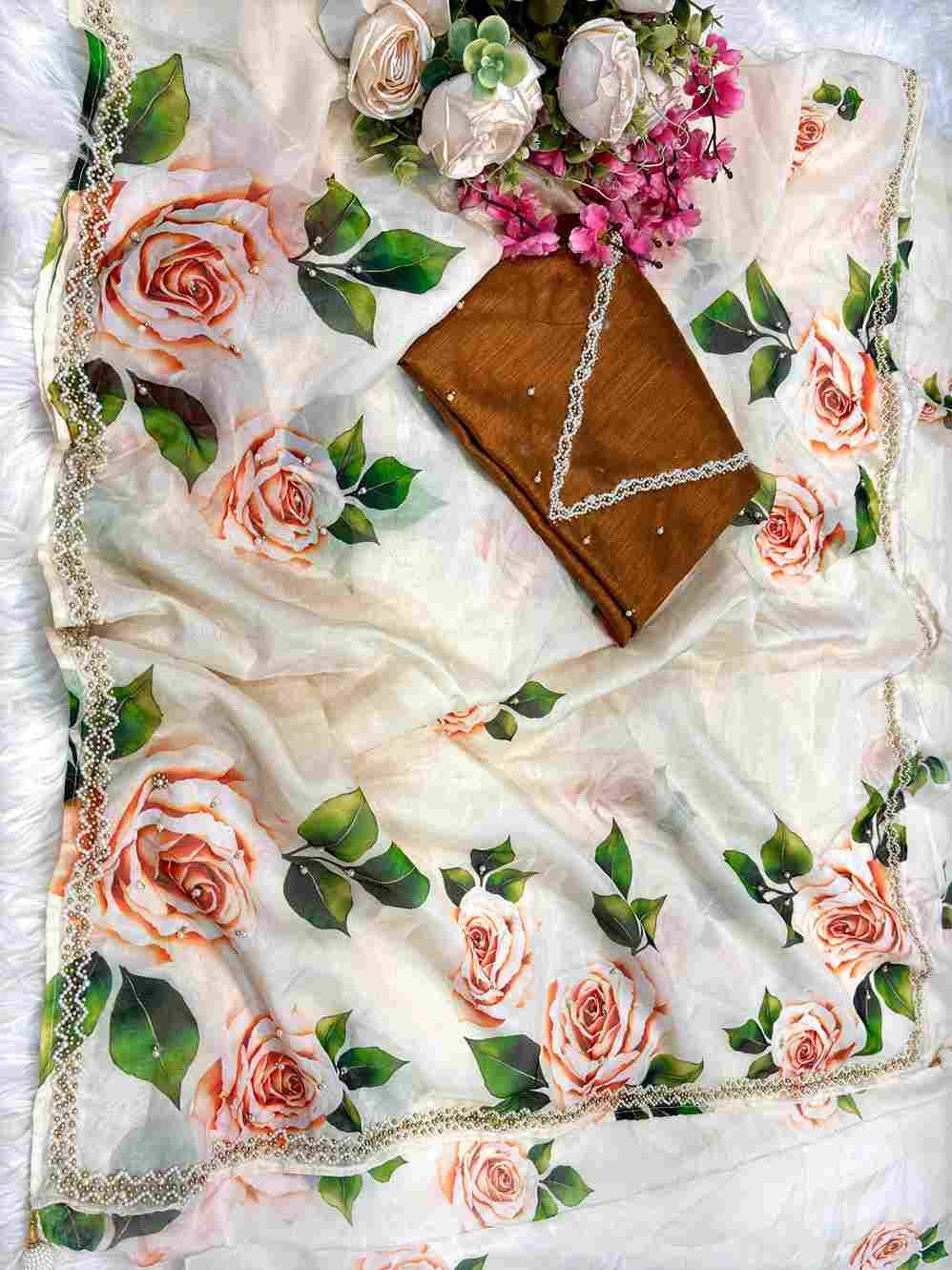 Vd-Naaz By Fashid Wholesale Indian Traditional Wear Collection Beautiful Stylish Fancy Colorful Party Wear & Occasional Wear Pure Soft Tebby Silk Sarees At Wholesale Price