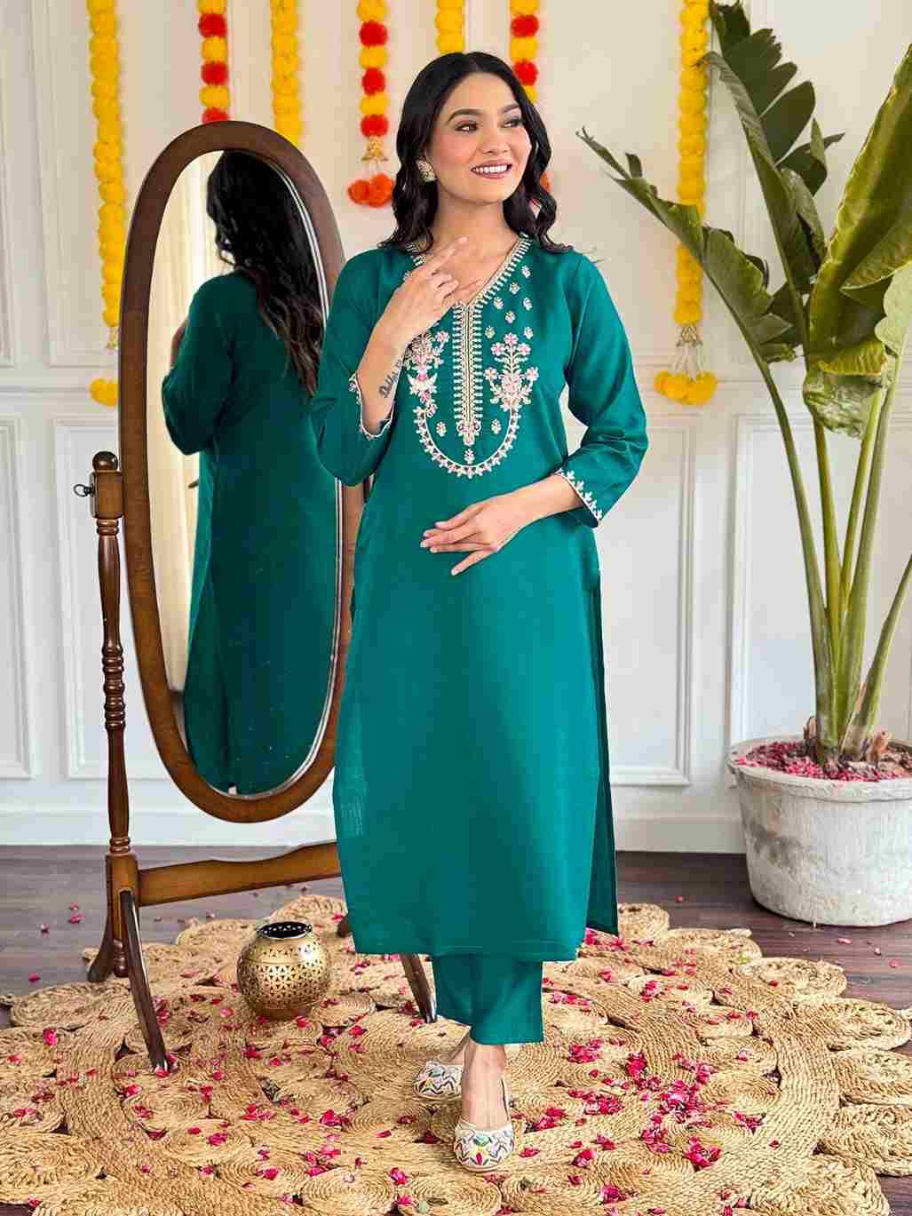 Dc-Lavina By Fashid Wholesale Beautiful Stylish Festive Suits Fancy Colorful Casual Wear & Ethnic Wear & Ready To Wear Viscose Chanderi Dresses At Wholesale Price