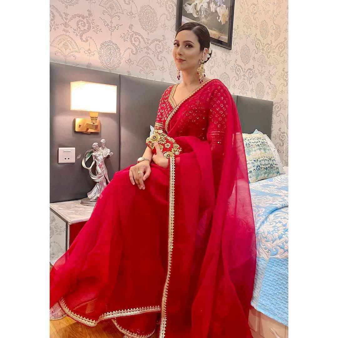 K-558 By Fashid Wholesale Indian Traditional Wear Collection Beautiful Stylish Fancy Colorful Party Wear & Occasional Wear Organza Silk Sarees At Wholesale Price