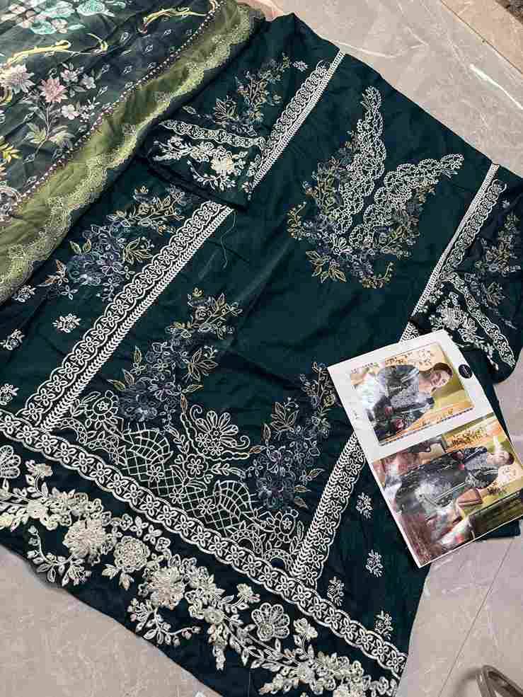 Mehboob Tex Hit Design 1579 Colours By Mehboob Tex 1579-B To 1579-C Series Beautiful Pakistani Suits Stylish Fancy Colorful Party Wear & Occasional Wear Pure Cotton Dresses At Wholesale Price