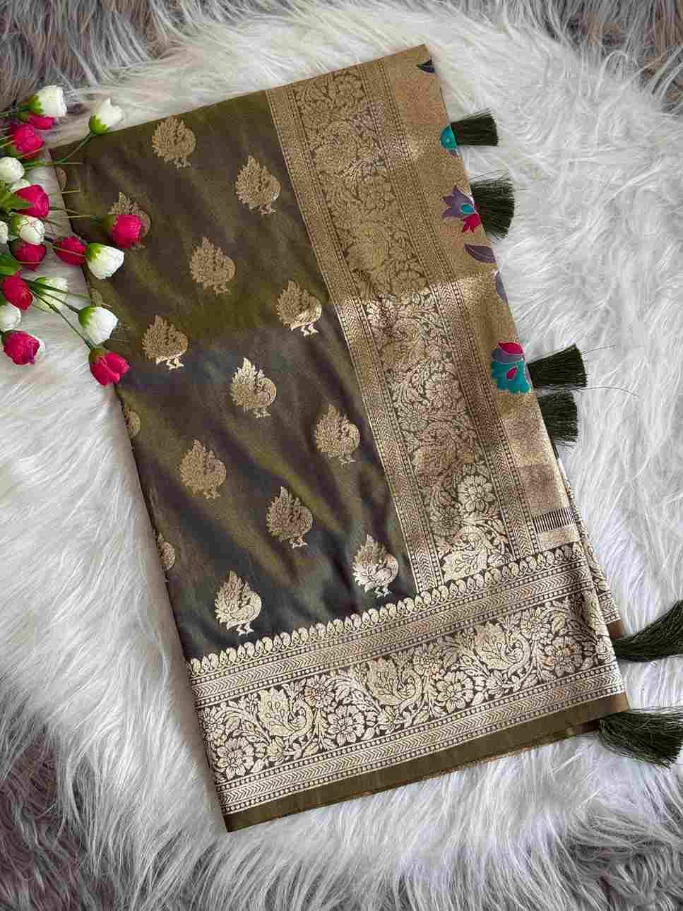 Vv-11 By Fashid Wholesale 01 To 08 Series Indian Traditional Wear Collection Beautiful Stylish Fancy Colorful Party Wear & Occasional Wear Paithani Silk Sarees At Wholesale Price