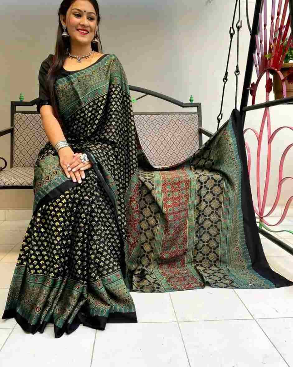 Pc-01 By Fashid Wholesale 01 To 15 Series Indian Traditional Wear Collection Beautiful Stylish Fancy Colorful Party Wear & Occasional Wear Model Silk Sarees At Wholesale Price