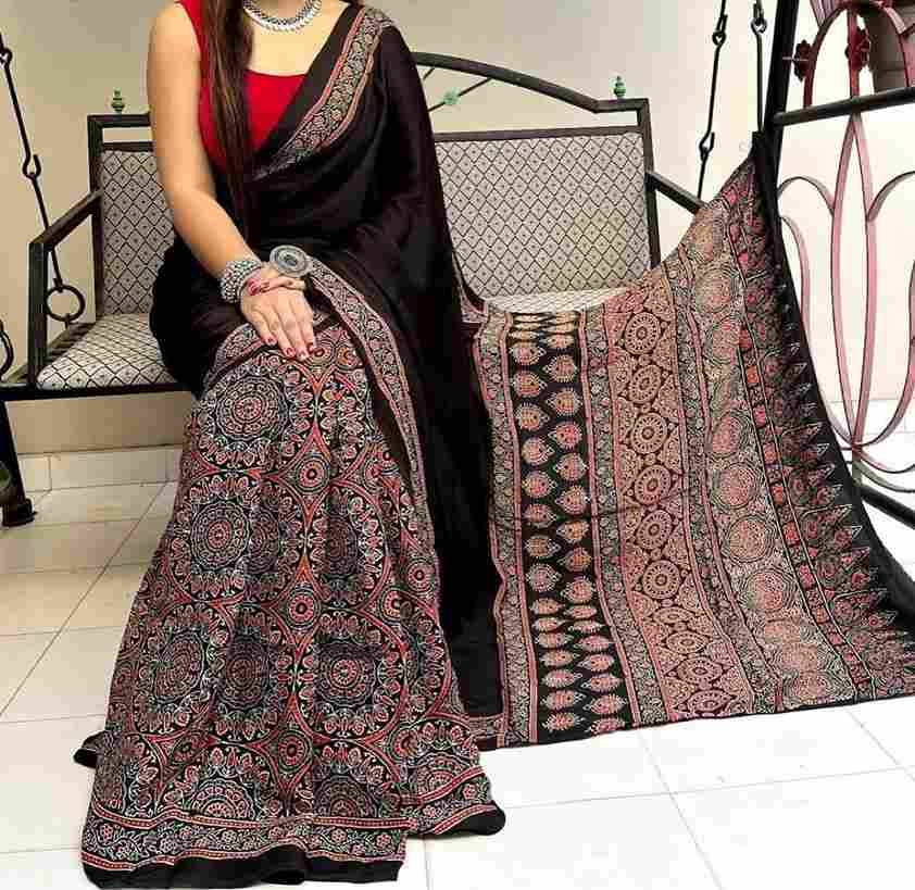 Pc-01 By Fashid Wholesale 01 To 15 Series Indian Traditional Wear Collection Beautiful Stylish Fancy Colorful Party Wear & Occasional Wear Model Silk Sarees At Wholesale Price