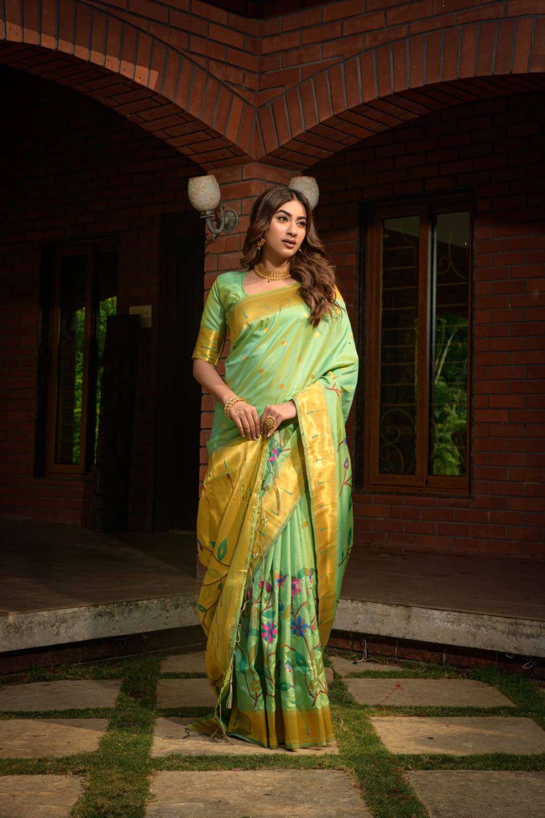 Pt Butterfly By Fashid Wholesale 01 To 10 Series Indian Traditional Wear Collection Beautiful Stylish Fancy Colorful Party Wear & Occasional Wear Pure Paithani Silk Sarees At Wholesale Price