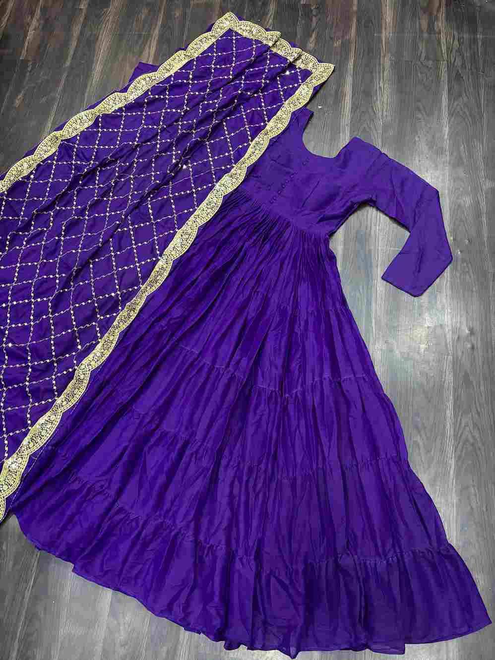 Sf-1018 By Fashid Wholesale 01 To 04 Series Designer Beautiful Collection Occasional Wear & Party Wear Georgette Gowns At Wholesale Price
