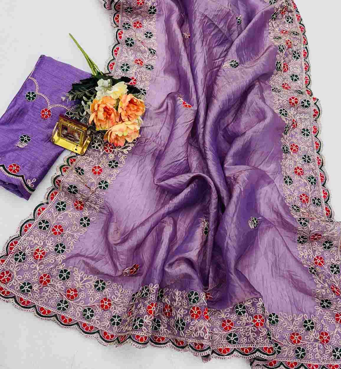 Hf-14 By Fashid Wholesale 01 To 06 Series Indian Traditional Wear Collection Beautiful Stylish Fancy Colorful Party Wear & Occasional Wear Heavy Gold Crush Silk Sarees At Wholesale Price