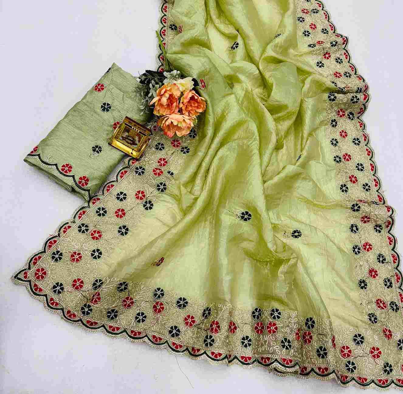 Hf-14 By Fashid Wholesale 01 To 06 Series Indian Traditional Wear Collection Beautiful Stylish Fancy Colorful Party Wear & Occasional Wear Heavy Gold Crush Silk Sarees At Wholesale Price
