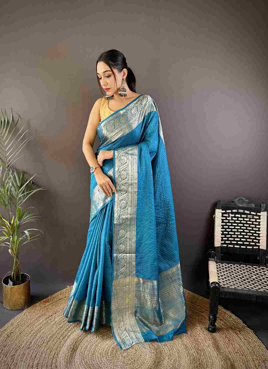 Hf-18 By Fashid Wholesale 01 To 05 Series Indian Traditional Wear Collection Beautiful Stylish Fancy Colorful Party Wear & Occasional Wear Pure Naylon Viscose Sarees At Wholesale Price