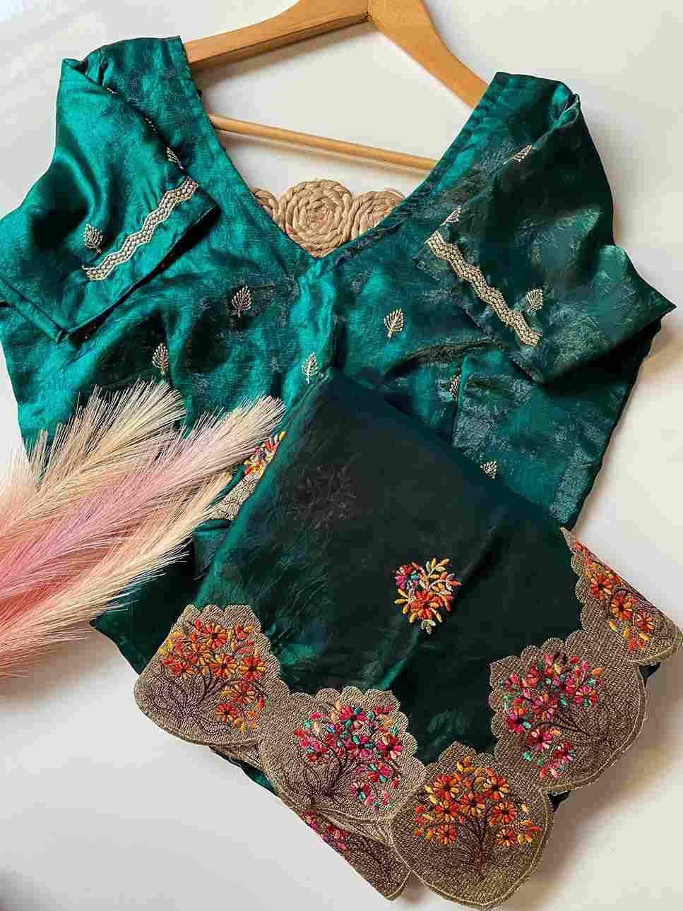 Vt-1232 By Fashid Wholesale 01 To 06 Series Indian Traditional Wear Collection Beautiful Stylish Fancy Colorful Party Wear & Occasional Wear Pure Fendi Satin Sarees At Wholesale Price