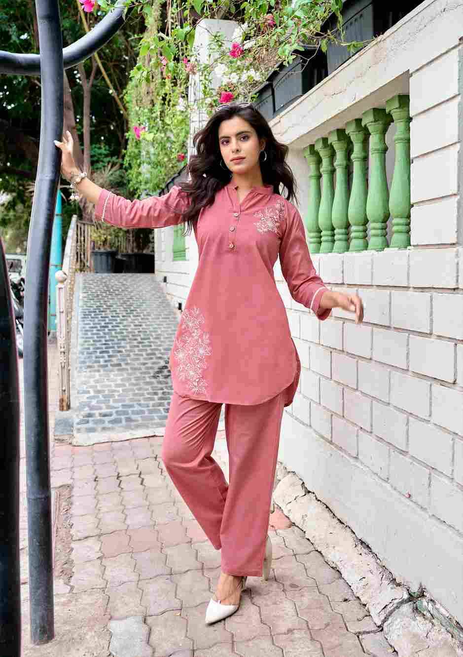 Fabulous By Tips And Tops 1001 To 1006 Series Designer Stylish Fancy Colorful Beautiful Party Wear & Ethnic Wear Collection Cotton Print Co-Ord At Wholesale Price