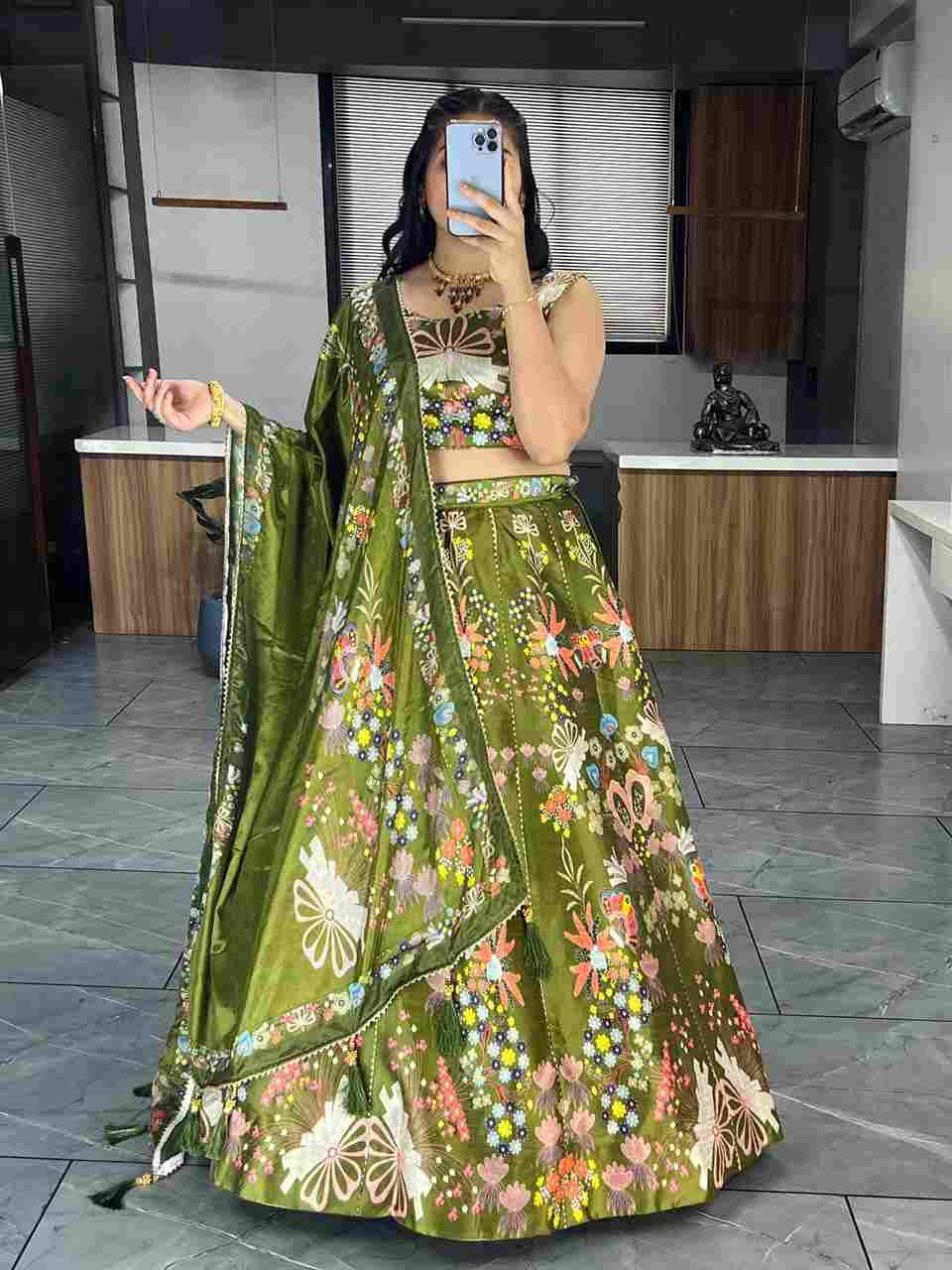 Gr-6134 By Fashid Wholesale 01 To 08 Series Navratri Wear Collection Beautiful Stylish Colorful Fancy Party Wear & Occasional Wear Art Silk Lehengas At Wholesale Price