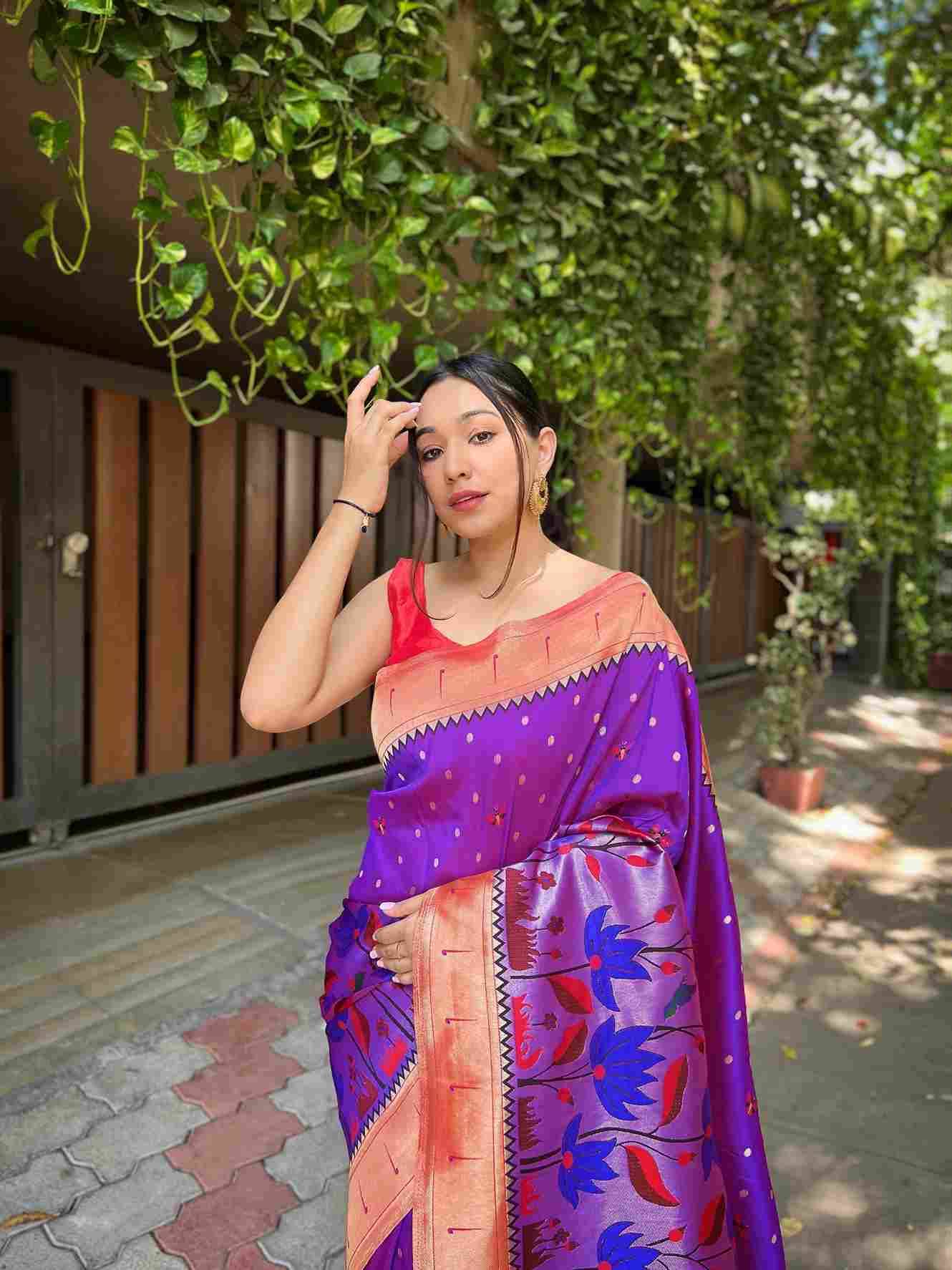 Titli By Fashid Wholesale 01 To 10 Series Indian Traditional Wear Collection Beautiful Stylish Fancy Colorful Party Wear & Occasional Wear Paithani Silk Sarees At Wholesale Price