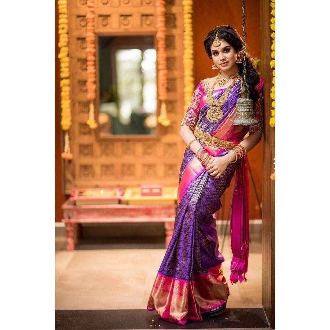 Lc-271 By Fashid Wholesale Indian Traditional Wear Collection Beautiful Stylish Fancy Colorful Party Wear & Occasional Wear Lichi Silk Sarees At Wholesale Price