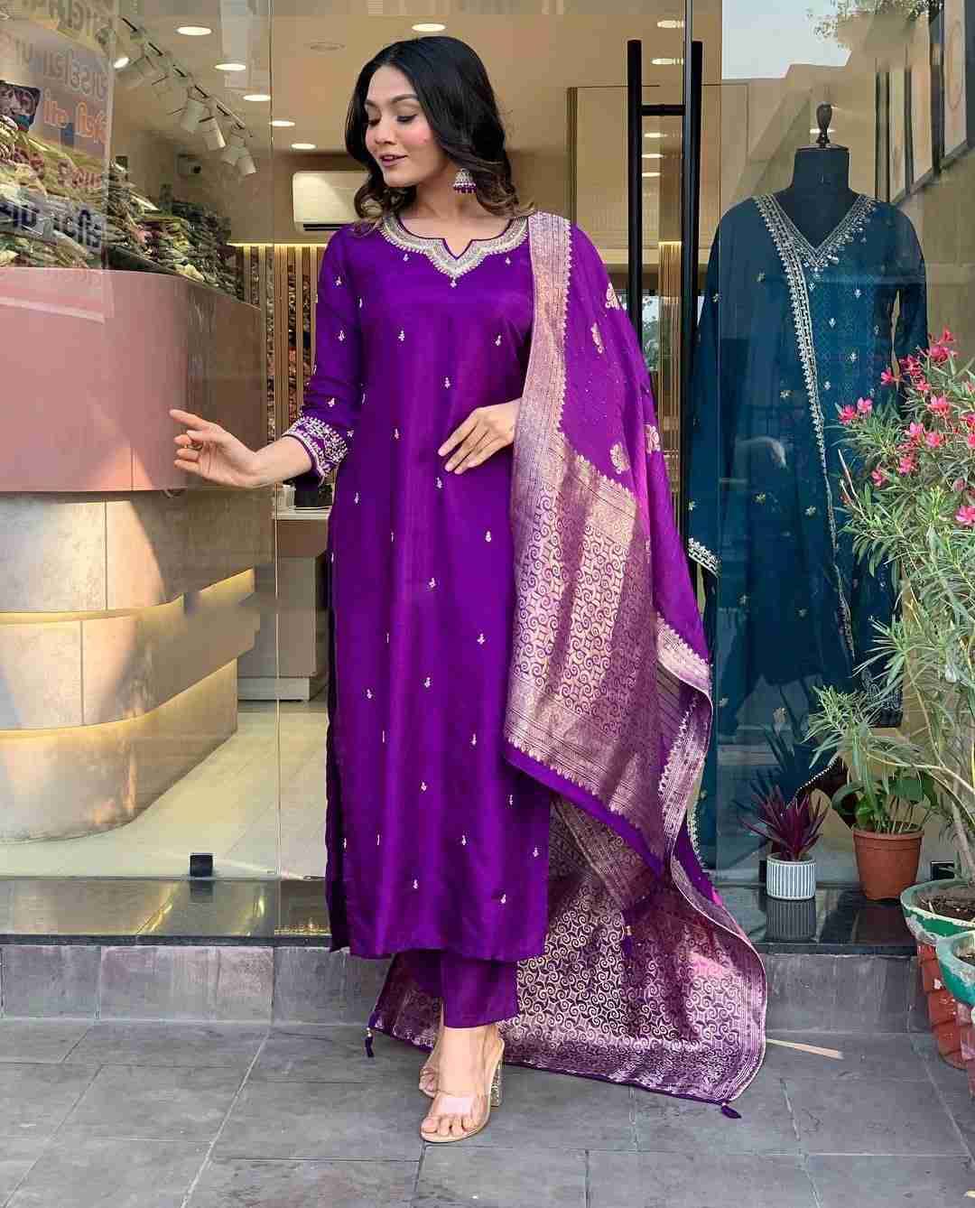 Df-Aashi By Fashid Wholesale Designer Suits Collection Beautiful Stylish Fancy Colorful Party Wear & Occasional Wear Jalpari Dresses At Wholesale Price
