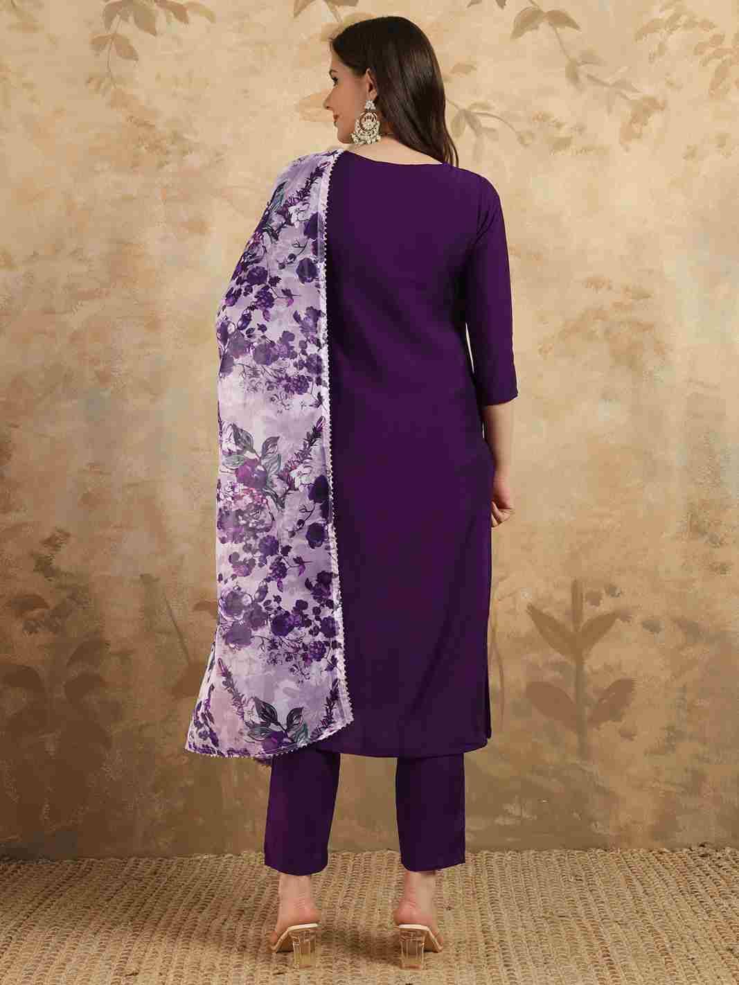 Dc-111 By Fashid Wholesale Beautiful Stylish Festive Suits Fancy Colorful Casual Wear & Ethnic Wear & Ready To Wear Chanderi Dresses At Wholesale Price
