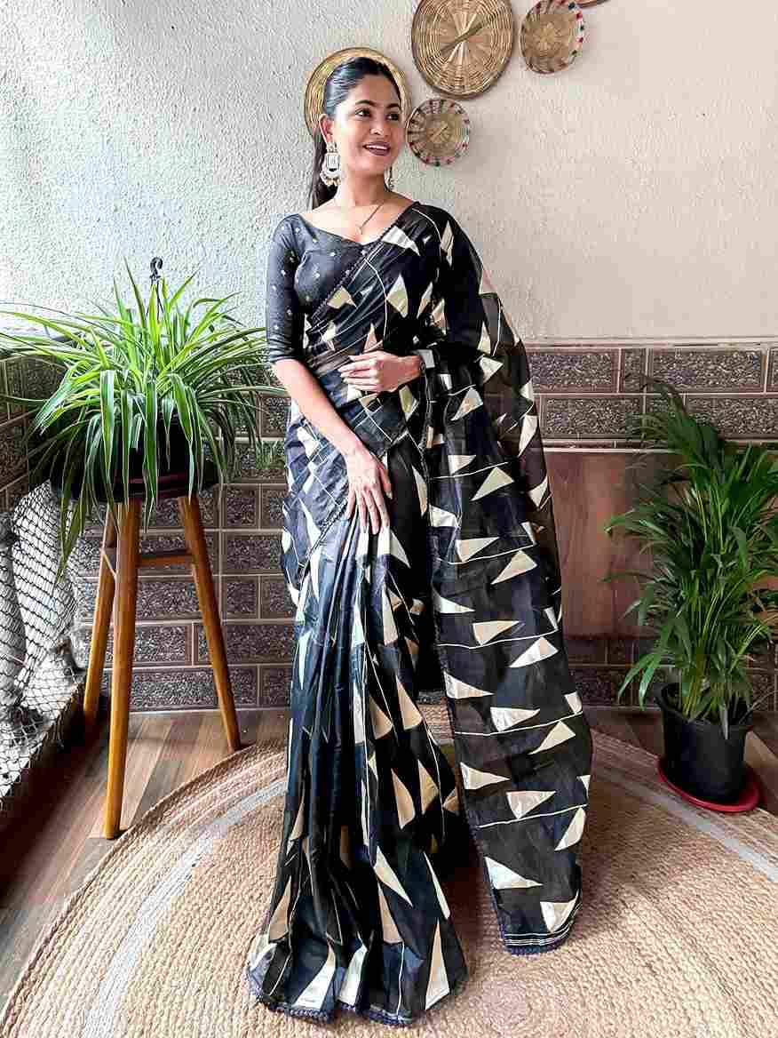 Vt-1222 By Fashid Wholesale Indian Traditional Wear Collection Beautiful Stylish Fancy Colorful Party Wear & Occasional Wear Pure Soft Organza Sarees At Wholesale Price