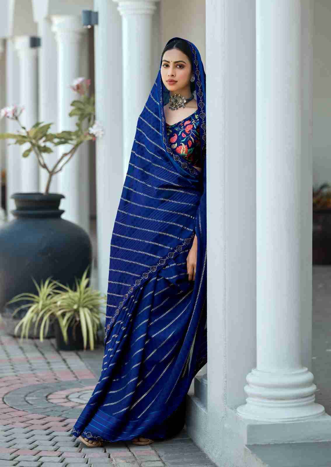 Navisha By Stavan 1001 To 1010 Series Indian Traditional Wear Collection Beautiful Stylish Fancy Colorful Party Wear & Occasional Wear Fancy Sarees At Wholesale Price