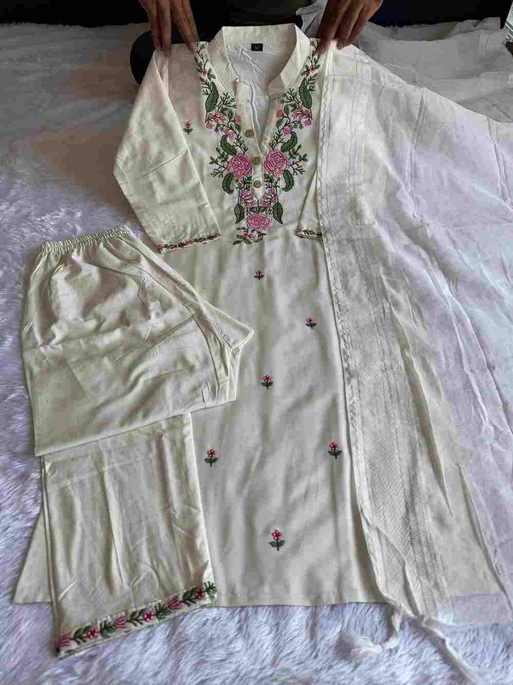 Vtd-05 By Fashid Wholesale Beautiful Suits Stylish Fancy Colorful Party Wear & Occasional Wear Khadi Cotton Silk Dresses At Wholesale Price