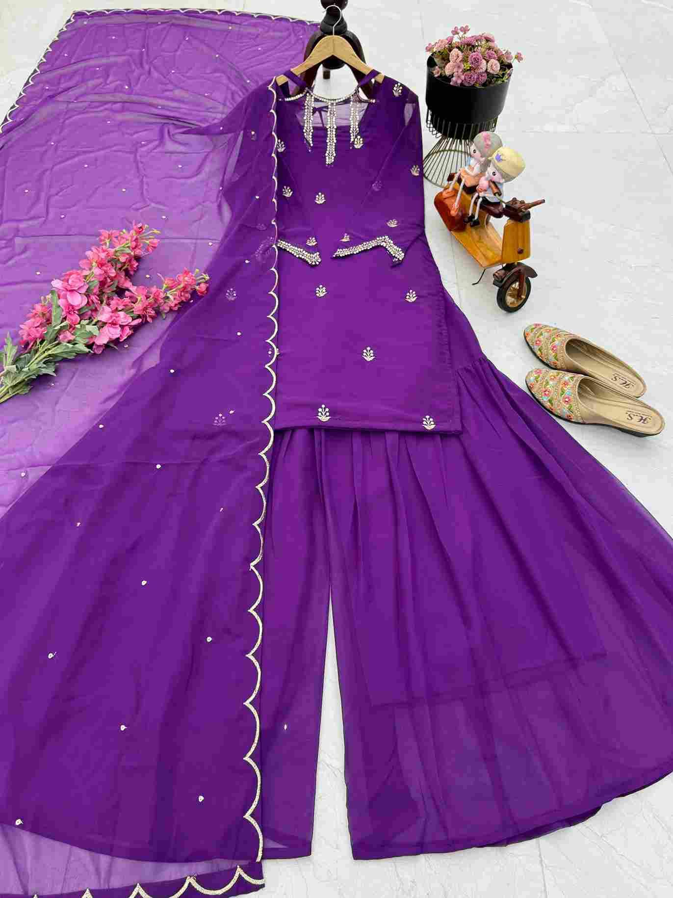 Zd-10102 By Fashid Wholesale 01 To 04 Series Beautiful Suits Stylish Fancy Colorful Party Wear & Occasional Wear Faux Georgette Dresses At Wholesale Price