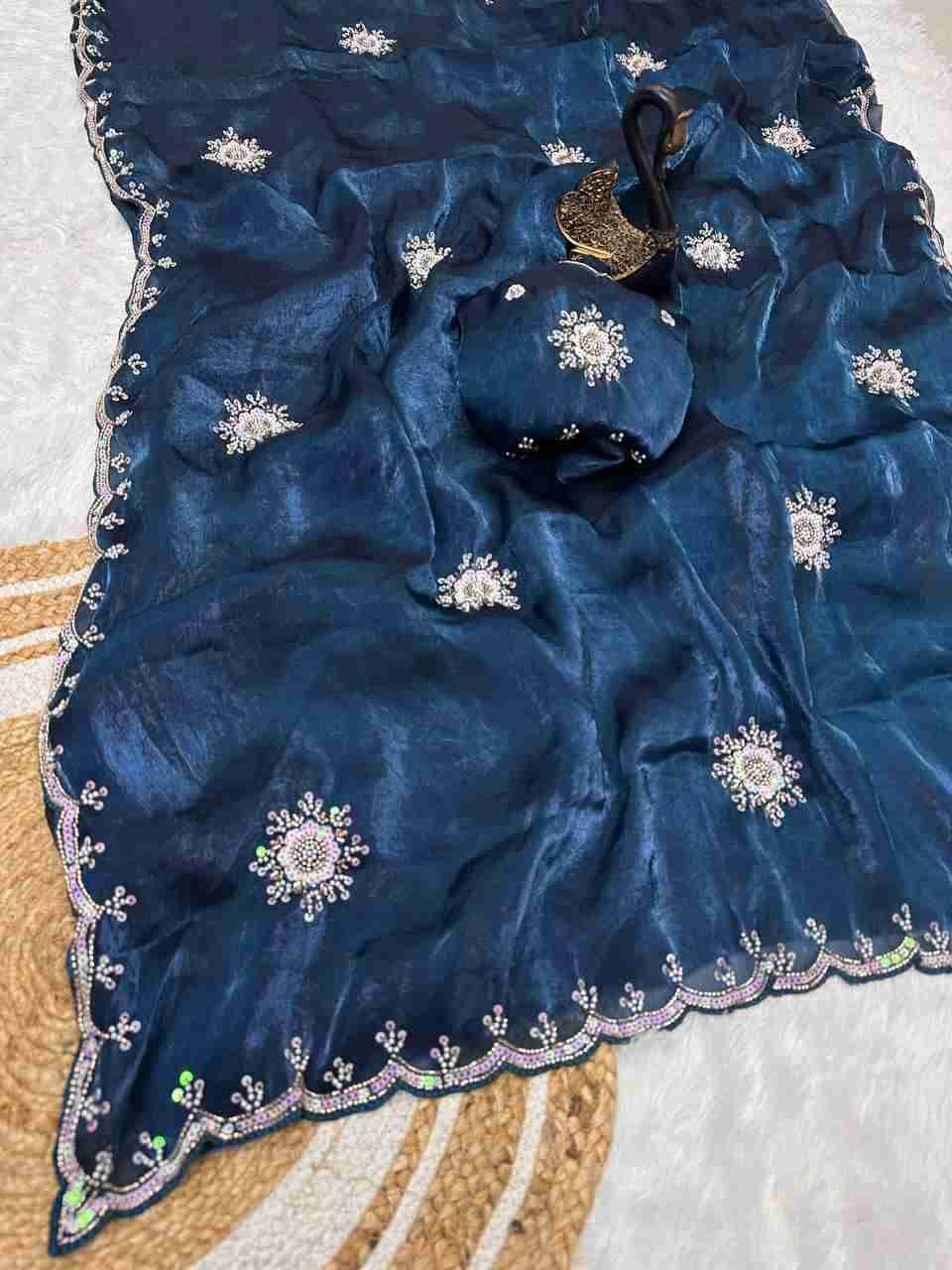 Sb-870 By Fashid Wholesale 01 To 05 Series Indian Traditional Wear Collection Beautiful Stylish Fancy Colorful Party Wear & Occasional Wear Soft Space Silk Sarees At Wholesale Price