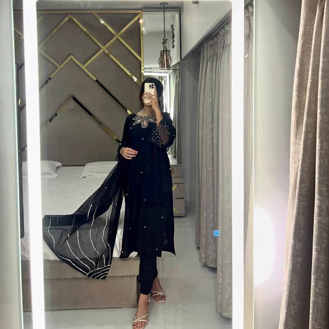 Le-1953 By Fashid Wholesale 01 To 03 Series Beautiful Colorful Fancy Wedding Collection Occasional Wear & Party Wear Moss Satin Organza Dresses At Wholesale Price