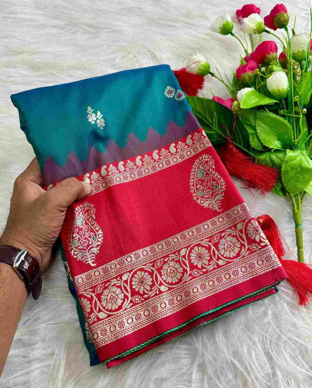 Vv-22 By Fashid Wholesale 01 To 06 Series Indian Traditional Wear Collection Beautiful Stylish Fancy Colorful Party Wear & Occasional Wear Heavy Katan Silk Sarees At Wholesale Price