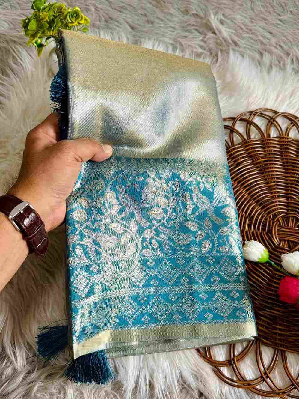 Vv-24 By Fashid Wholesale 01 To 08 Series Indian Traditional Wear Collection Beautiful Stylish Fancy Colorful Party Wear & Occasional Wear Tissue Silk Sarees At Wholesale Price