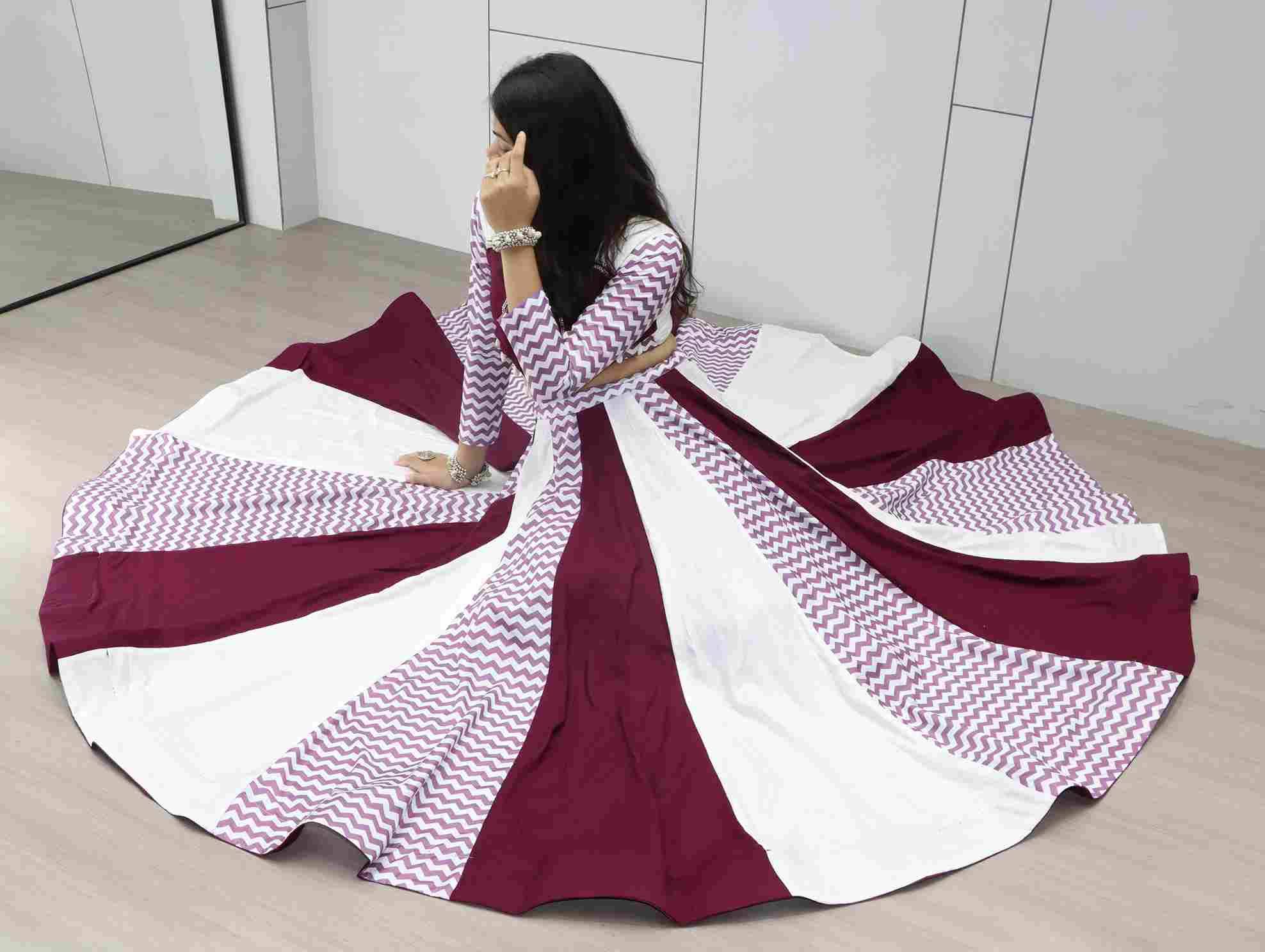 Gr-Gogni By Fashid Wholesale Navratri Wear Collection Beautiful Stylish Colorful Fancy Party Wear & Occasional Wear Pure Rayon Cotton Lehengas At Wholesale Price