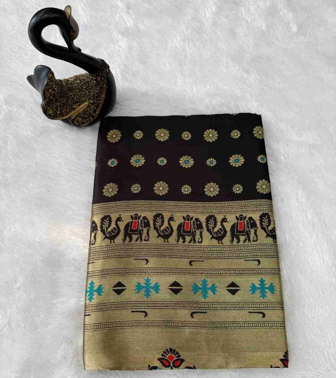 Lc-878 By Fashid Wholesale 01 To 07 Series Indian Traditional Wear Collection Beautiful Stylish Fancy Colorful Party Wear & Occasional Wear Paithani Silk Sarees At Wholesale Price