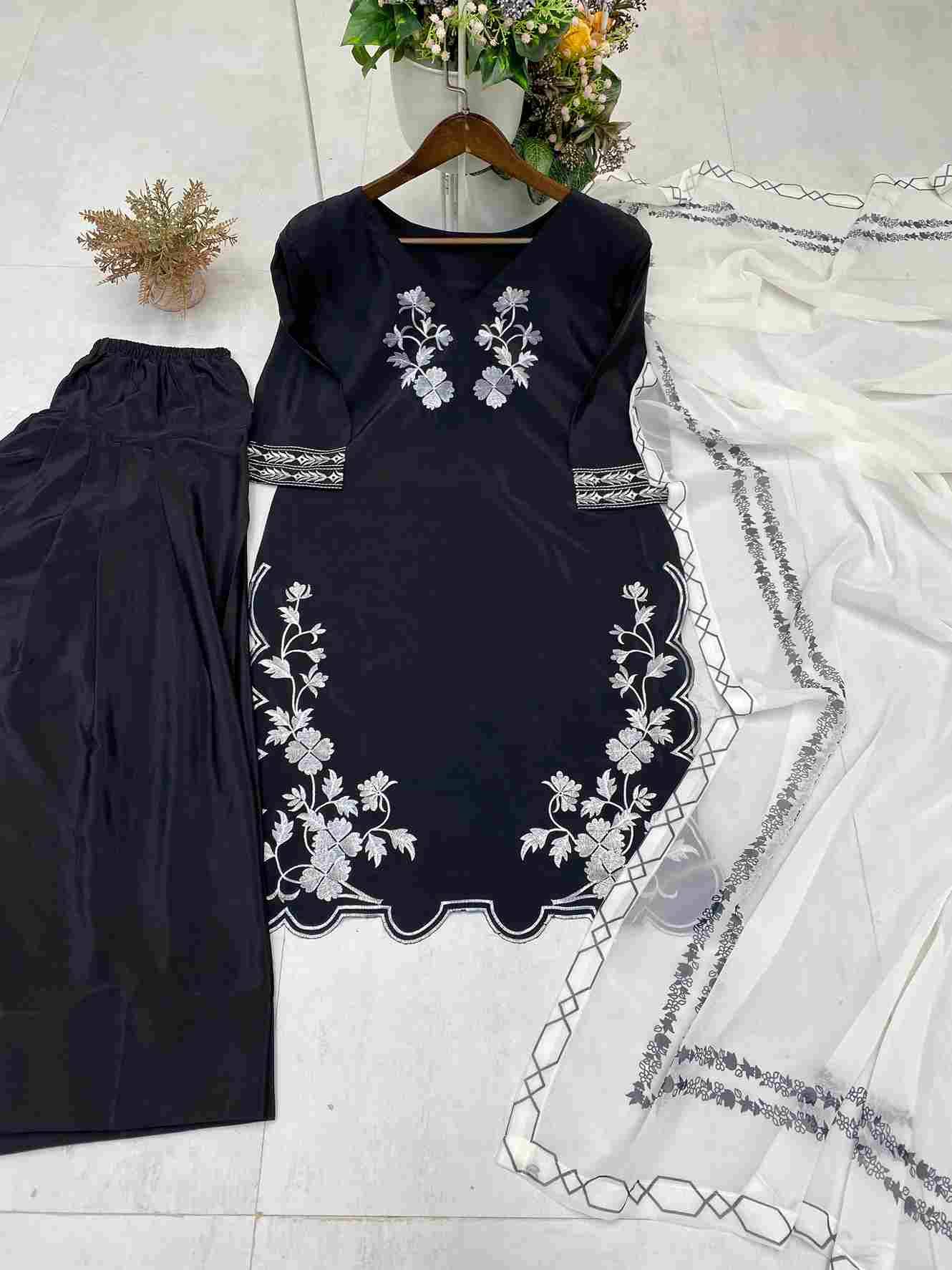 Be-377 By Fashid Wholesale Beautiful Suits Colorful Stylish Fancy Casual Wear & Ethnic Wear French Crepe Dresses At Wholesale Price
