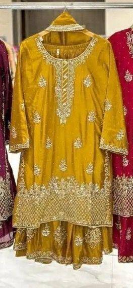 Sf-1041 By Fashid Wholesale 01 To 02 Series Beautiful Suits Colorful Stylish Fancy Casual Wear & Ethnic Wear Chinnon Silk Dresses At Wholesale Price