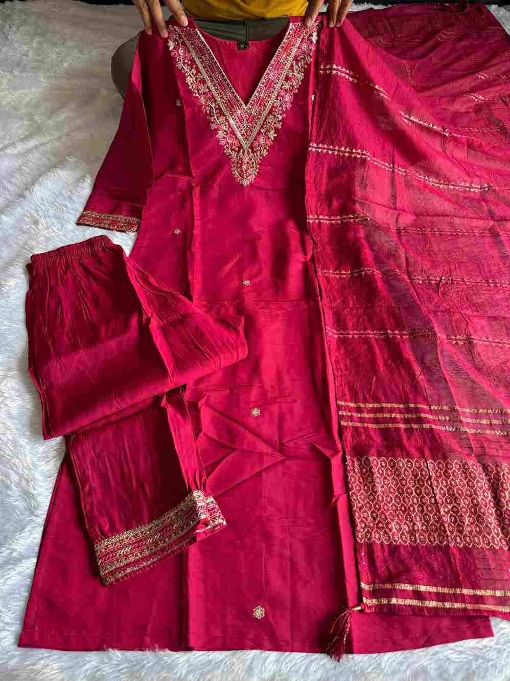 Vtd-09 By Fashid Wholesale Beautiful Festive Suits Colorful Stylish Fancy Casual Wear & Ethnic Wear Roman Silk Dresses At Wholesale Price
