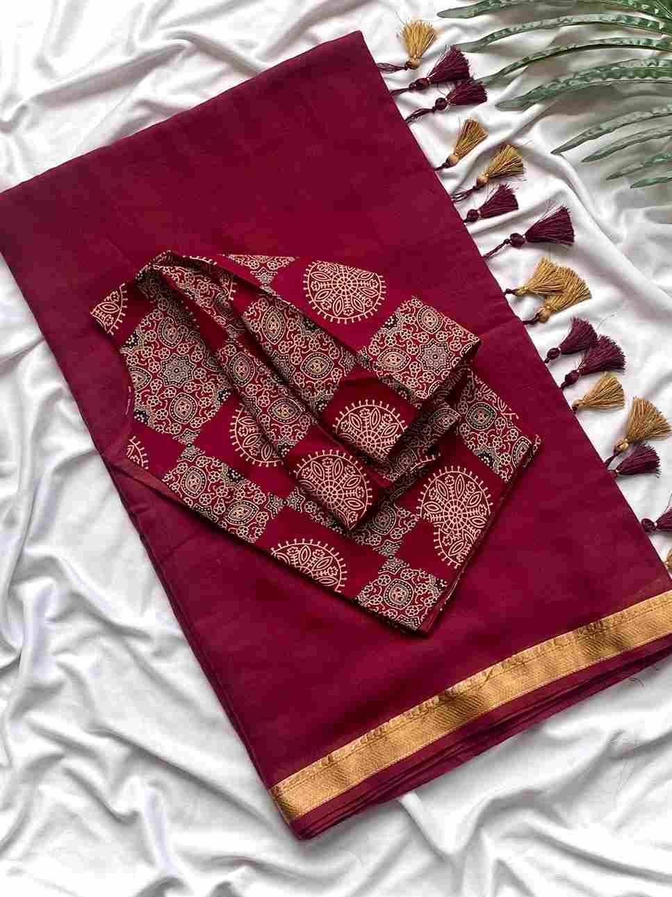Vt-1210 By Fashid Wholesale 01 To 02 Series Indian Traditional Wear Collection Beautiful Stylish Fancy Colorful Party Wear & Occasional Wear Pure Mal Cotton Sarees At Wholesale Price