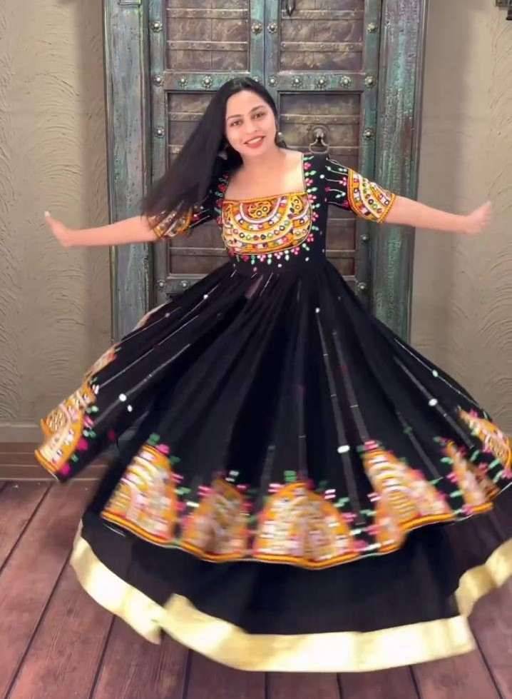 R-5737 By Fashid Wholesale Designer Navratri Beautiful Collection Occasional Wear & Party Wear Faux Georgette Lehengas At Wholesale Price
