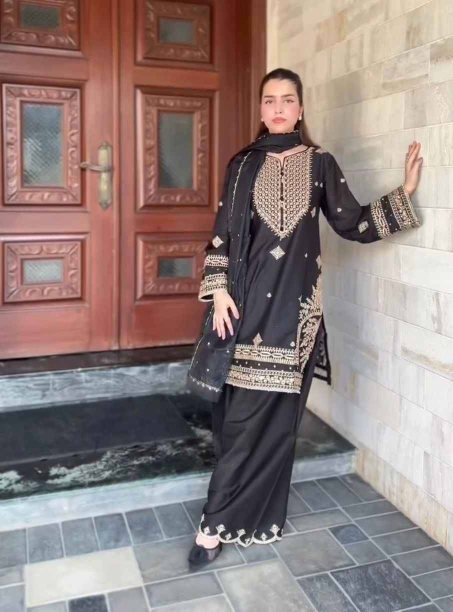 R-5900 By Fashid Wholesale Beautiful Suits Colorful Stylish Fancy Casual Wear & Ethnic Wear Roman Silk Dresses At Wholesale Price