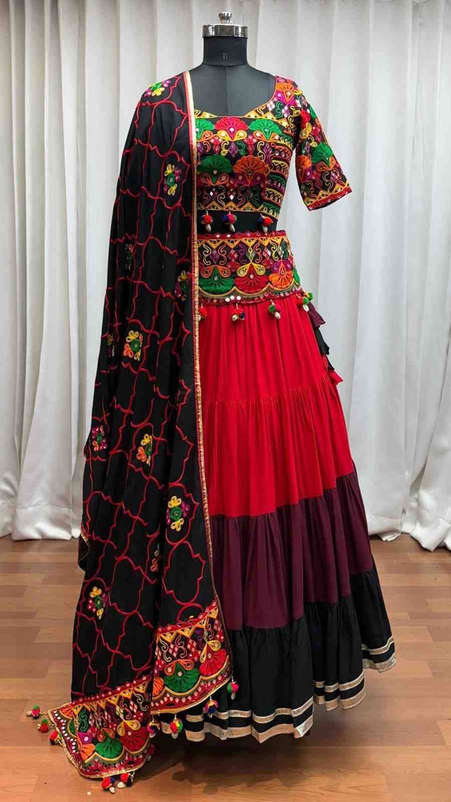 Raas Vol-21 By Shubhkala 11021 To 11023 Series Navratri Wear Collection Beautiful Stylish Colorful Fancy Party Wear & Occasional Wear Viscose Cotton Lehengas At Wholesale Price