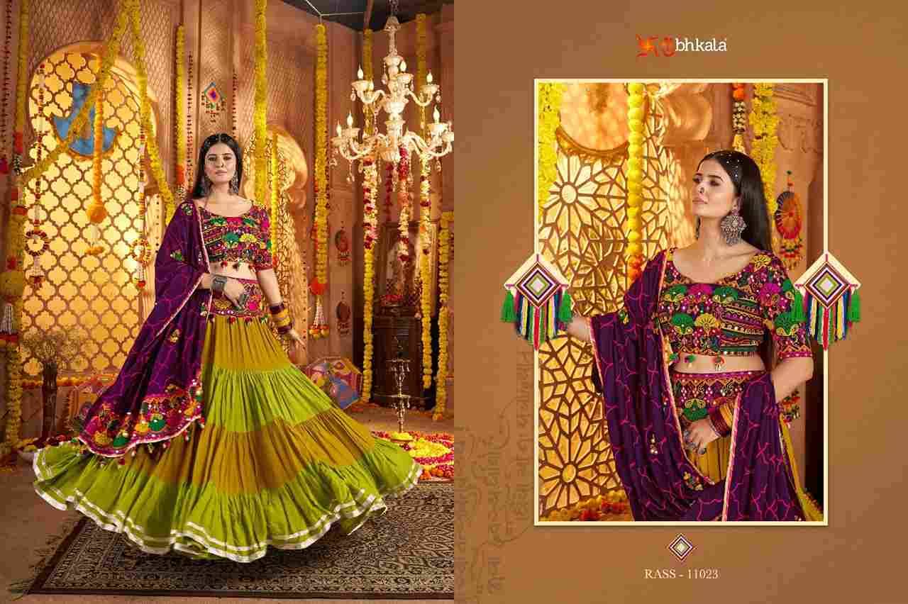Raas Vol-21 By Shubhkala 11021 To 11023 Series Navratri Wear Collection Beautiful Stylish Colorful Fancy Party Wear & Occasional Wear Viscose Cotton Lehengas At Wholesale Price