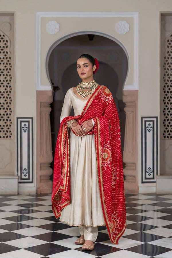 Le-1970 By Fashid Wholesale 01 To 02 Series Beautiful Suits Colorful Stylish Fancy Casual Wear & Ethnic Wear Chinnon Dresses At Wholesale Price