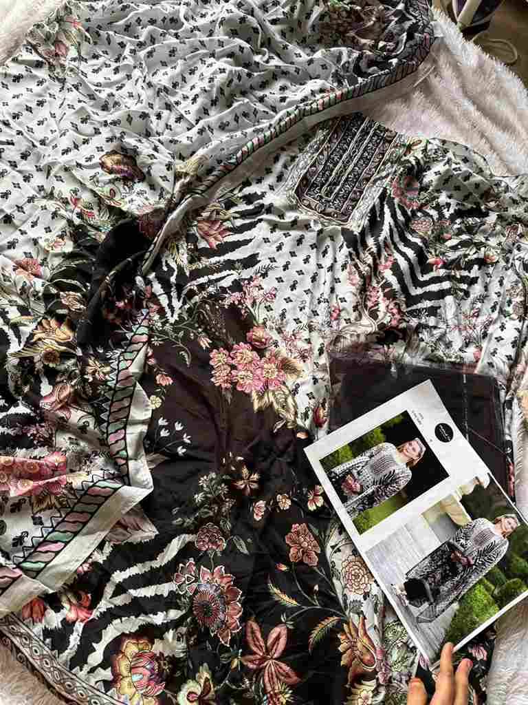 Mehboob Tex Hit Design 1680 By Mehboob Tex Beautiful Pakistani Suits Stylish Fancy Colorful Party Wear & Occasional Wear Viscose Muslin Dresses At Wholesale Price