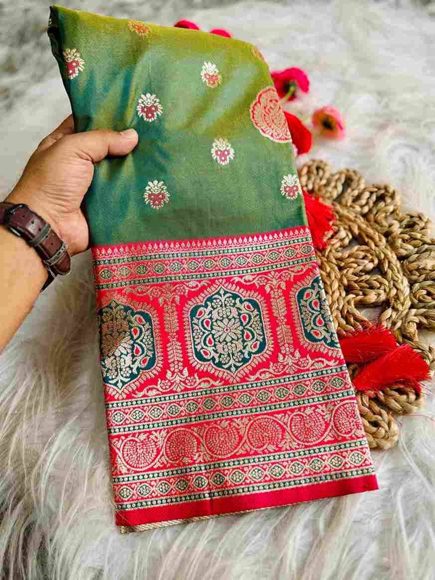 Vv-27 By Fashid Wholesale 01 To 08 Series Indian Traditional Wear Collection Beautiful Stylish Fancy Colorful Party Wear & Occasional Wear Banarasi Silk Sarees At Wholesale Price