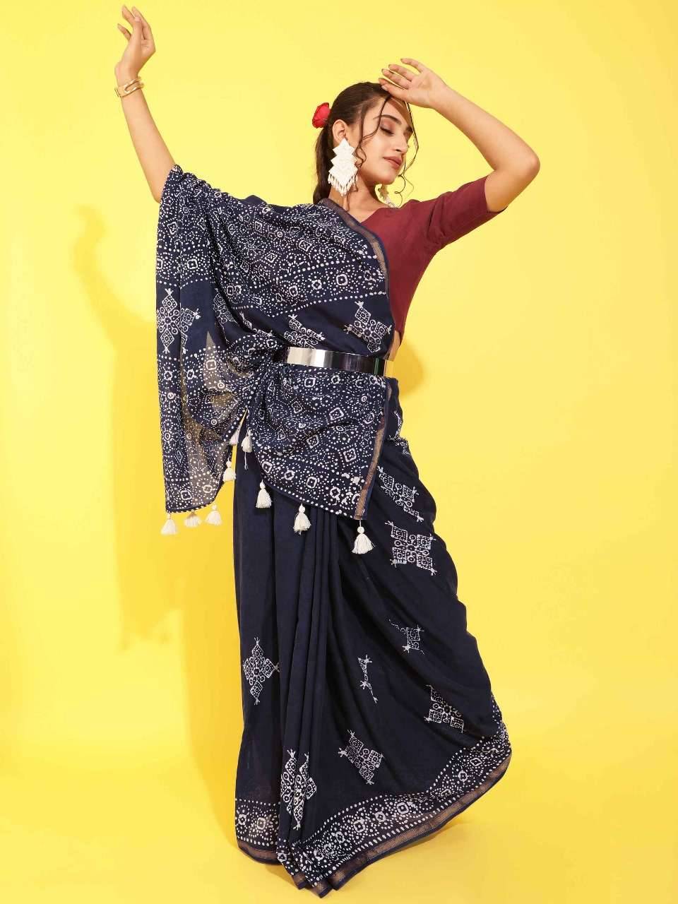Viscose Mul Batik By Mono Poley 01 To 09 Series Indian Traditional Wear Collection Beautiful Stylish Fancy Colorful Party Wear & Occasional Wear Viscose Mul Sarees At Wholesale Price
