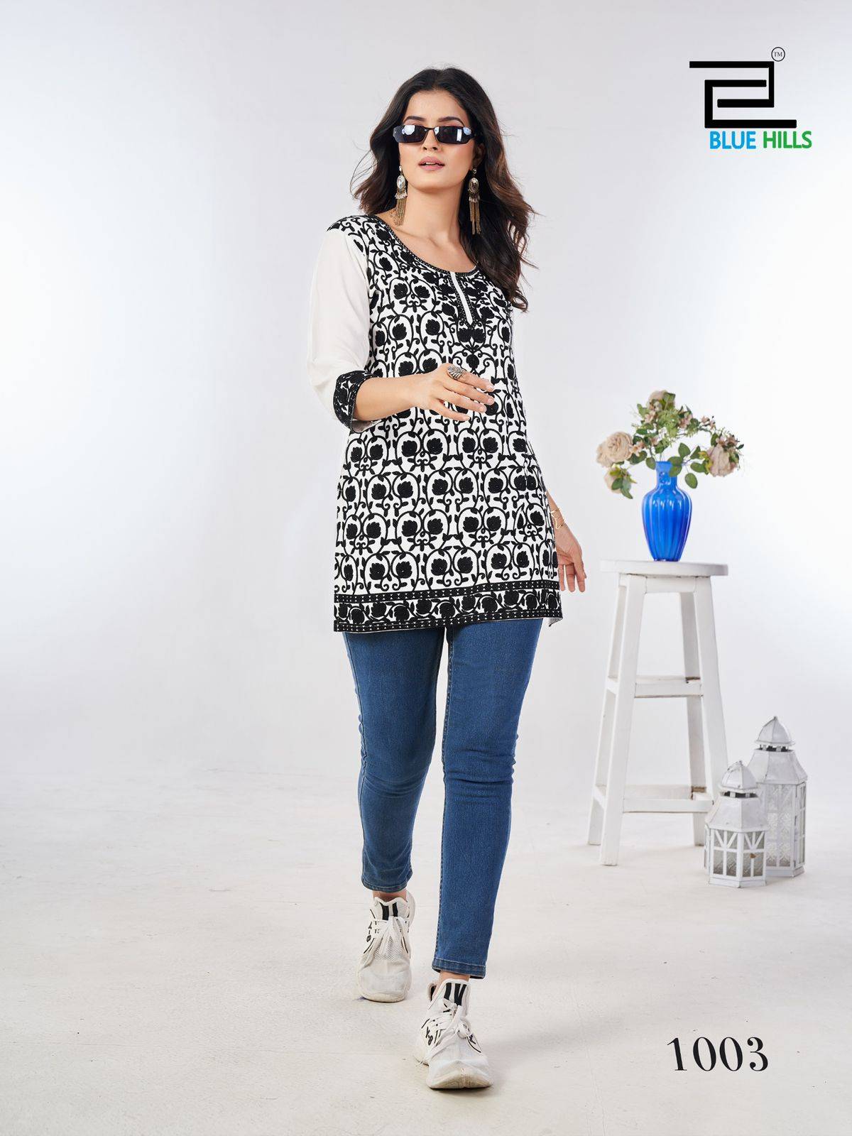 Chikankari By Kaamiri 1001 To 1006 Series Designer Stylish Fancy Colorful Beautiful Party Wear & Ethnic Wear Collection Heavy Rayon Tops At Wholesale Price