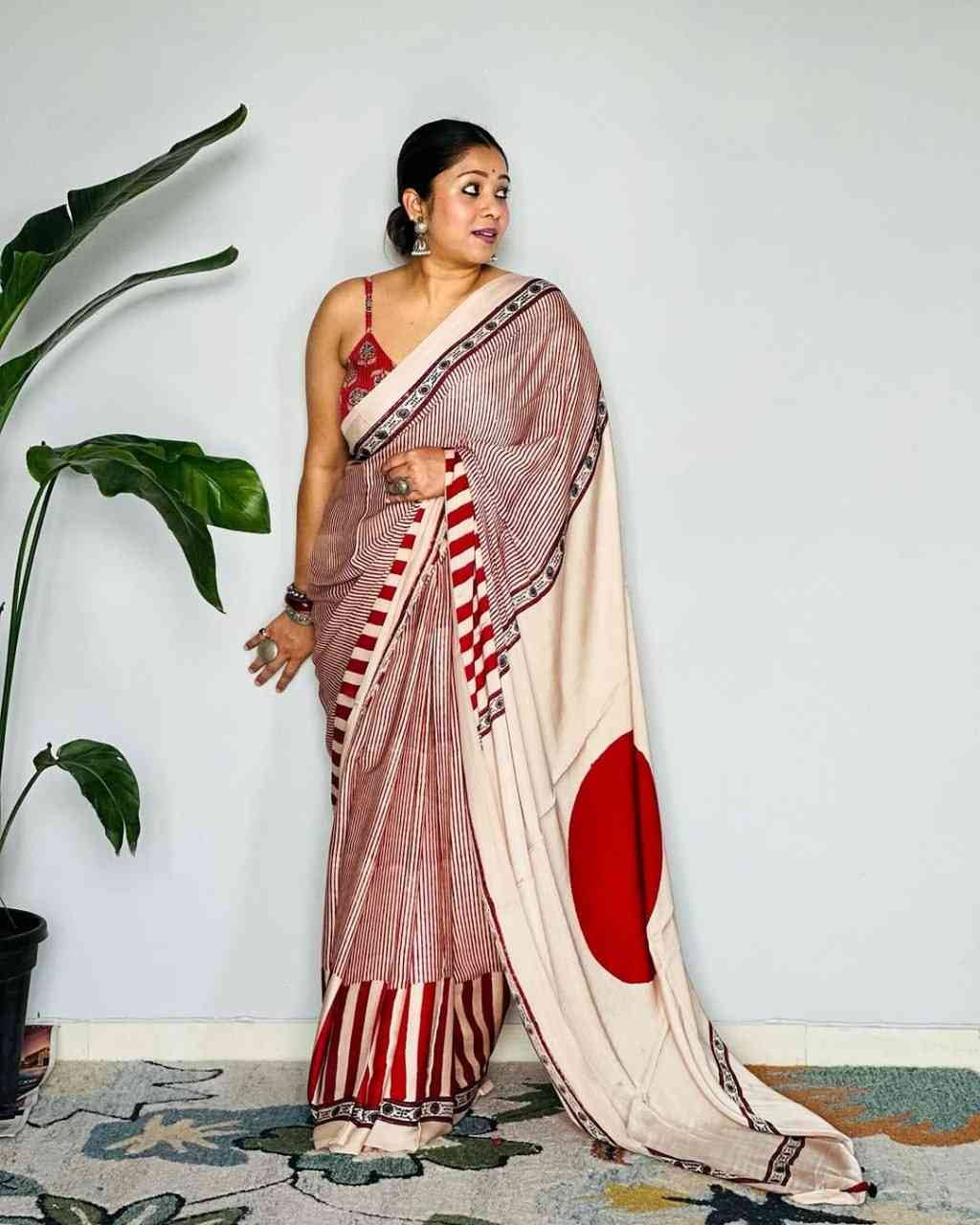 Pc-25 By Fashid Wholesale 01 To 12 Series Indian Traditional Wear Collection Beautiful Stylish Fancy Colorful Party Wear & Occasional Wear Model Silk Sarees At Wholesale Price