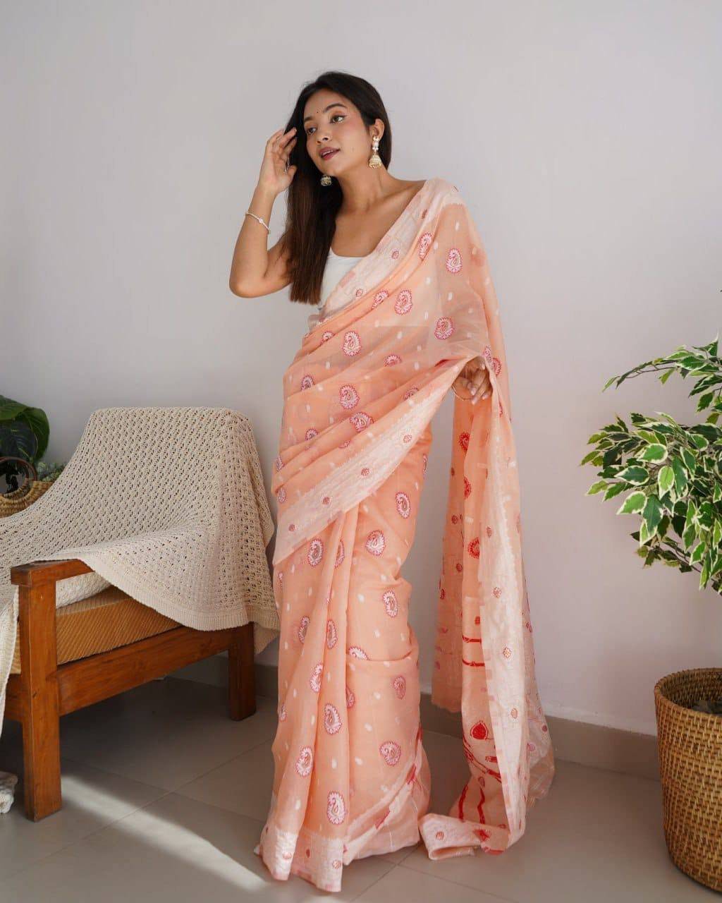 Lc-618 By Fashid Wholesale 01 To 04 Series Indian Traditional Wear Collection Beautiful Stylish Fancy Colorful Party Wear & Occasional Wear Linen Cotton Sarees At Wholesale Price