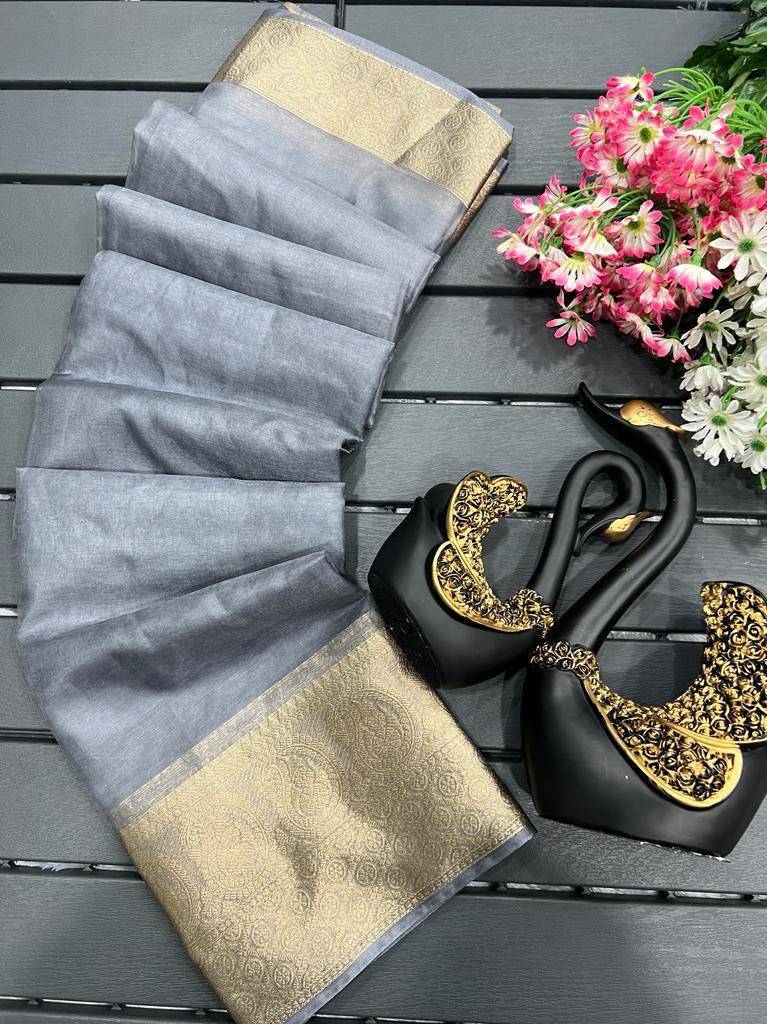 Lc-591 By Fashid Wholesale 01 To 09 Series Indian Traditional Wear Collection Beautiful Stylish Fancy Colorful Party Wear & Occasional Wear Pure Organza Sarees At Wholesale Price