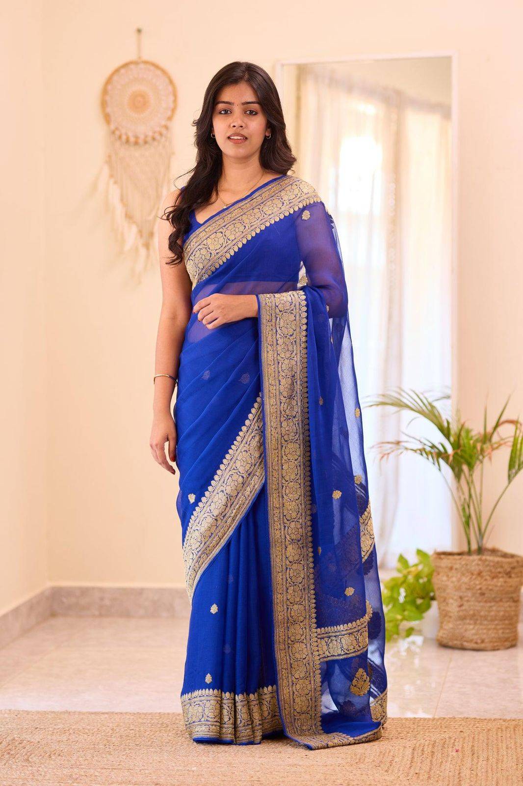 Lc-901 By Fashid Wholesale 01 To 05 Series Indian Traditional Wear Collection Beautiful Stylish Fancy Colorful Party Wear & Occasional Wear Soft Linen Sarees At Wholesale Price