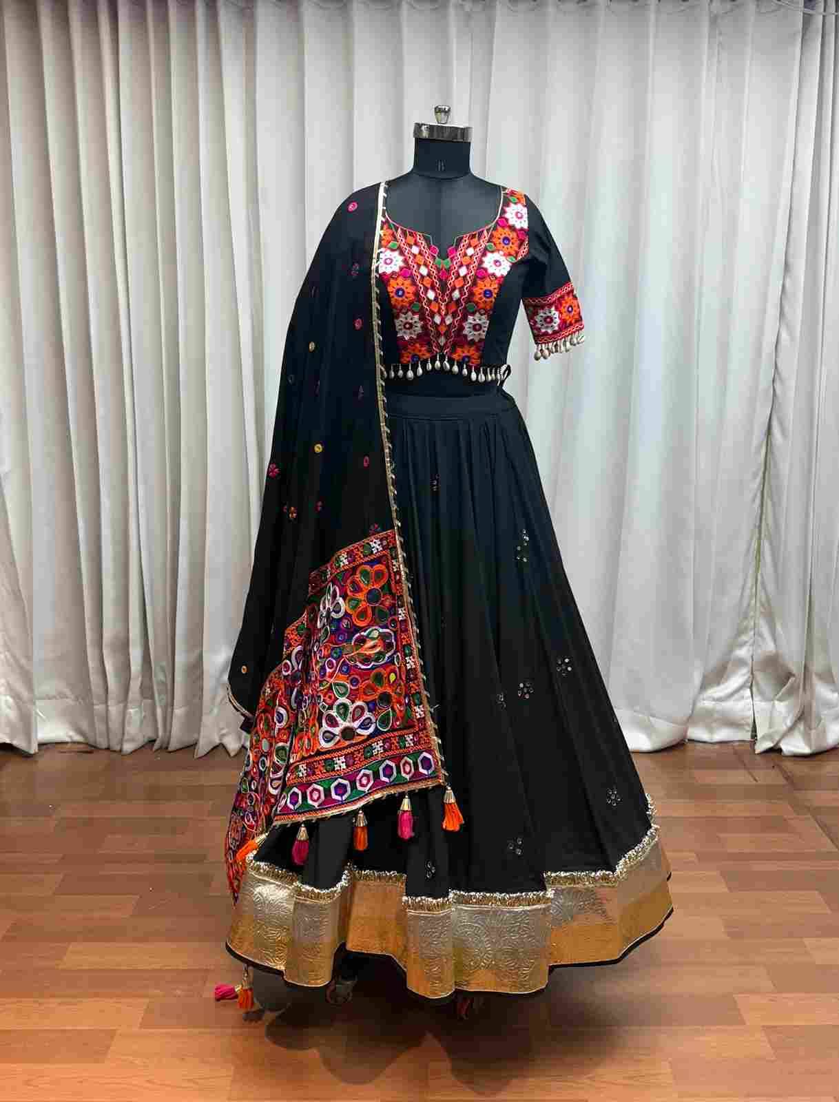 Raas Vol-27 By Shubhkala 11081 To 11087 Series Navratri Wear Collection Beautiful Stylish Colorful Fancy Party Wear & Occasional Wear Viscose Cotton Lehengas At Wholesale Price