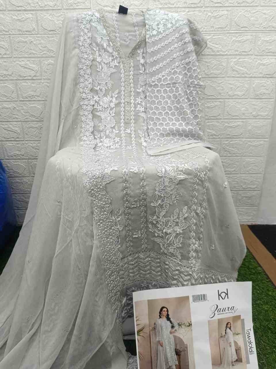 Original Pakistani Zaura By Tawakkal Fab 1471 To 1475 Series Beautiful Pakistani Suits Colorful Stylish Fancy Casual Wear & Ethnic Wear Chiffon Dresses At Wholesale Price