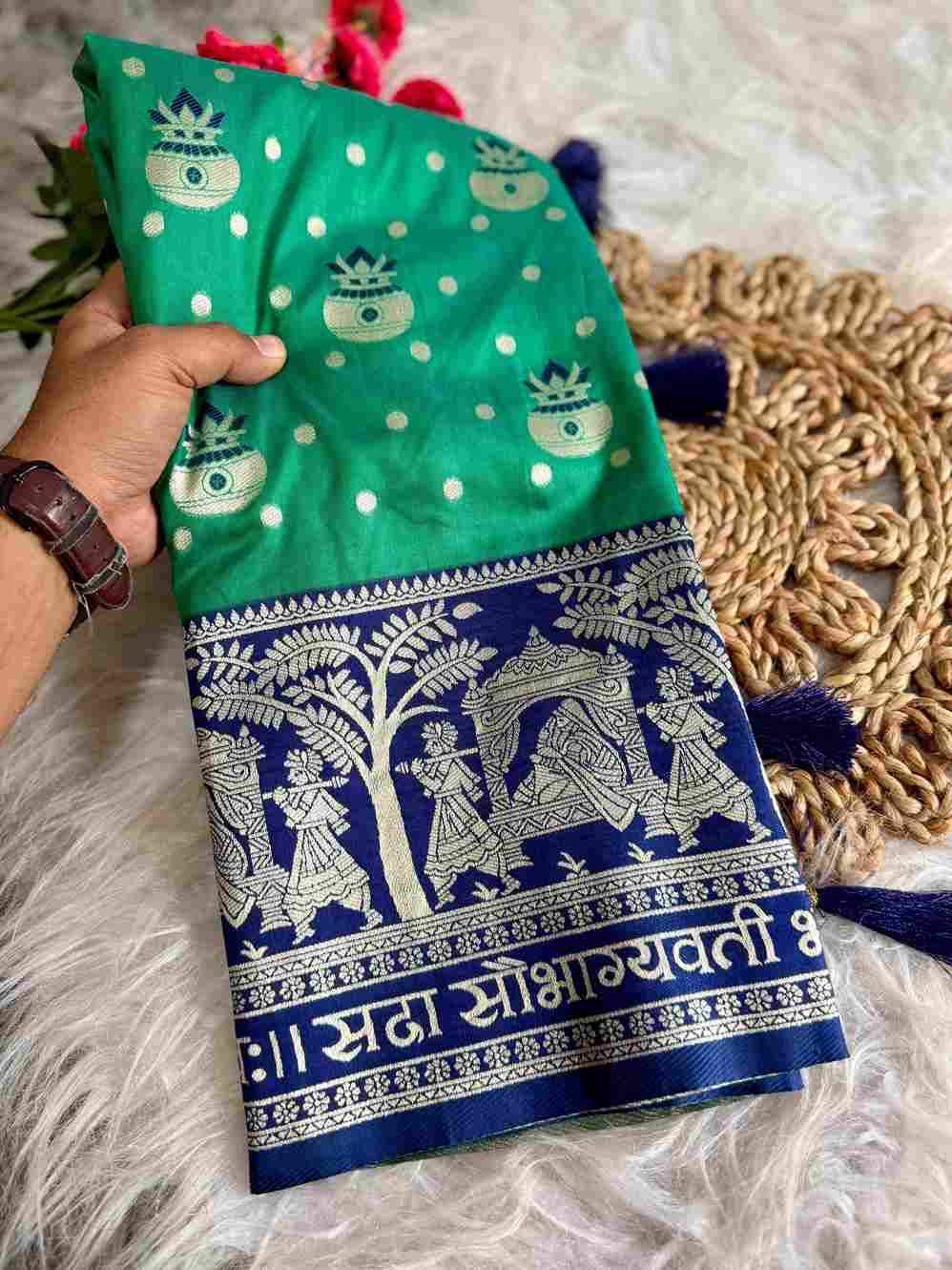 Vv-Sabhagyawati By Fashid Wholesale 01 To 07 Series Indian Traditional Wear Collection Beautiful Stylish Fancy Colorful Party Wear & Occasional Wear Paithani Soft Silk Sarees At Wholesale Price
